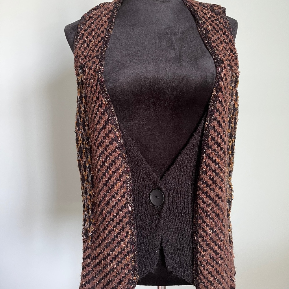 Curio knit sleeveless vest M